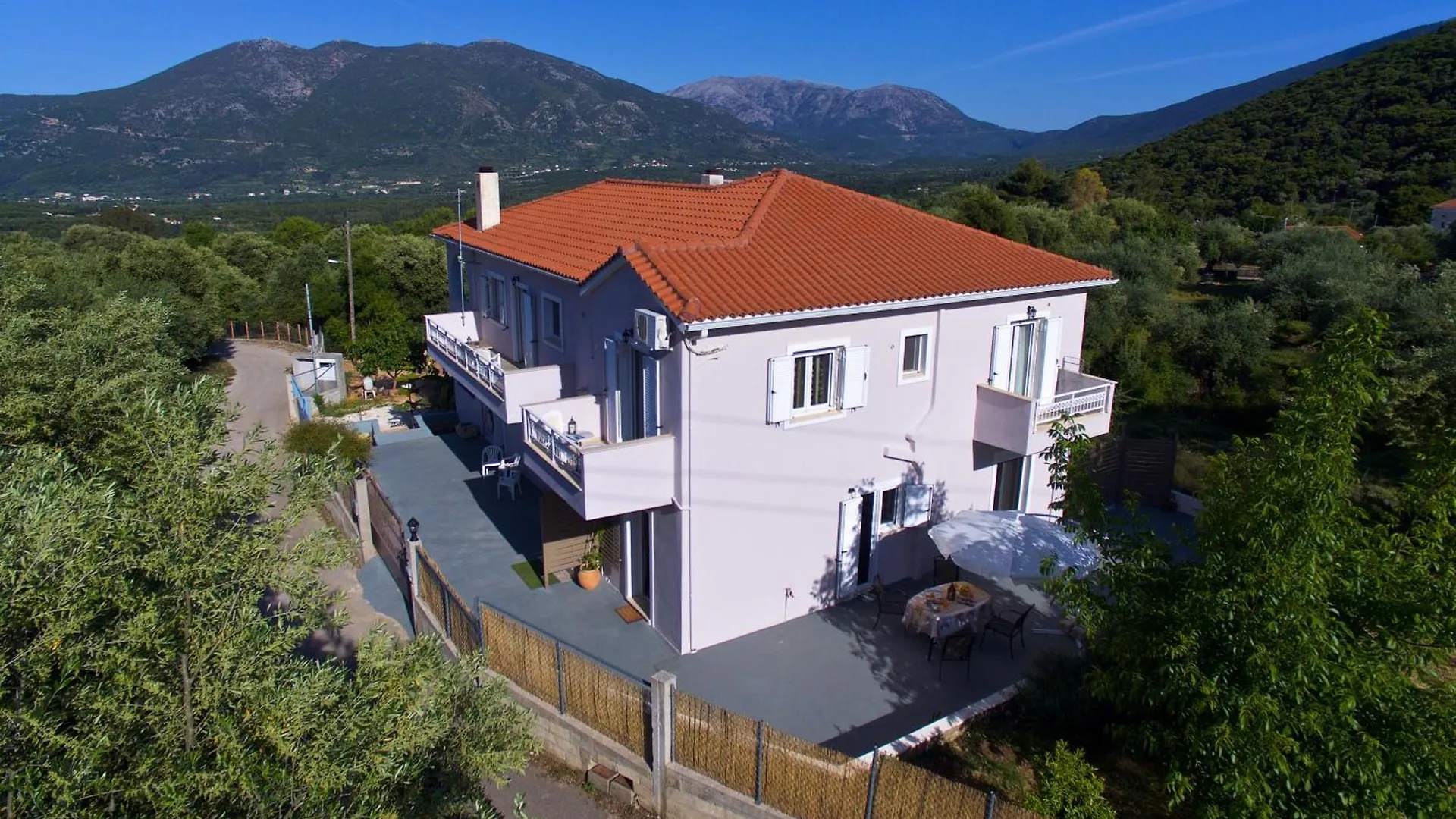 Orchid Garden Apartment Sami  Greece